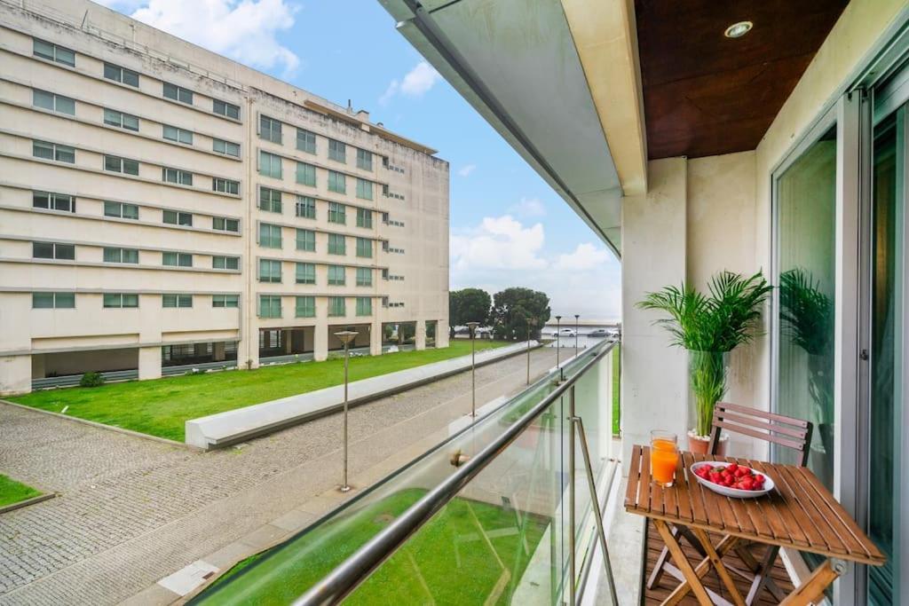 Ocean Front 2Bed Luxury W/ Elevator Parking Wi-Fi Apartment Matosinhos  Exterior photo